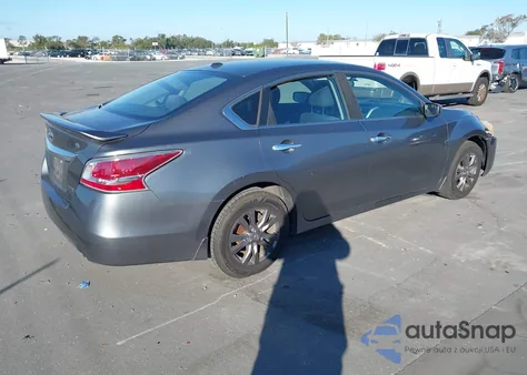 2015 Nissan Altima 2.5 S из США, поврежденный, VIN 1N4AL3AP4FN922846